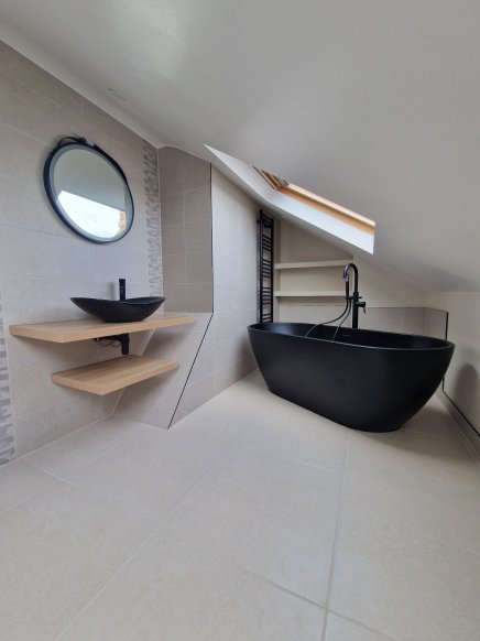 Elegant & Contemporary En-Suite – Heythorp Street, SW18